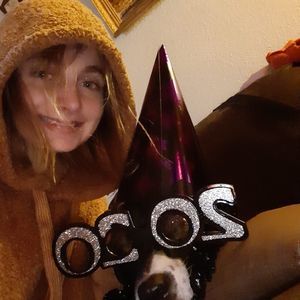 Meet your Posher, Ashley